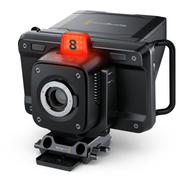 Blackmagic Studio Camera 4K Plus